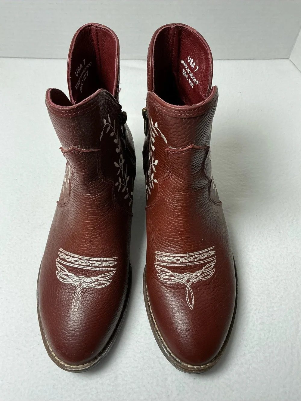 Sterling River Burgundy Leather Embroidered Western Cowgirl Boots Size 7